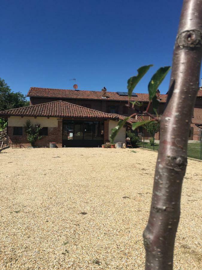 Bed & Breakfast Il Mio Gelso Villanova d'Asti Exterior photo